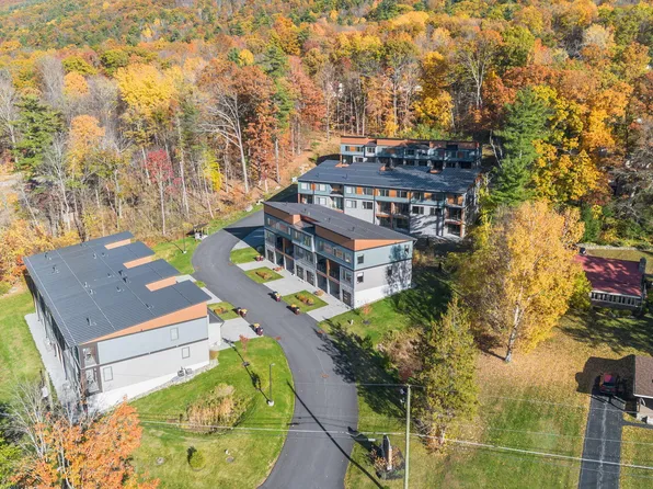 13 Footpath Way, Lake George, NY 12845