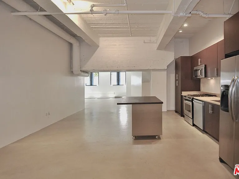 849 S Broadway #M02 — Photo 1