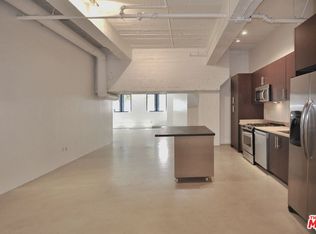 849 S Broadway #M02, Los Angeles, CA 90014