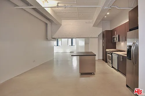 849 S Broadway Photo 1
