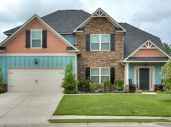2nd image of 3819 Berkshire Way