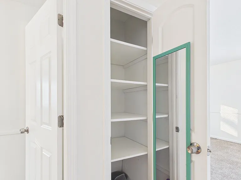 10213 34th St W — Photo 10