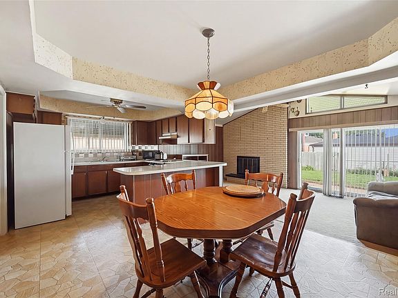 4th image of 14309 Ivanhoe Dr