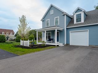 10 Webhannet Pl #1, Kennebunk, ME 04043