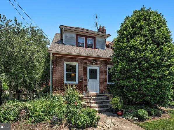 1857 Arthur St, Philadelphia, PA 19152