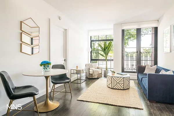 Rented by MNS Marketing | media 2