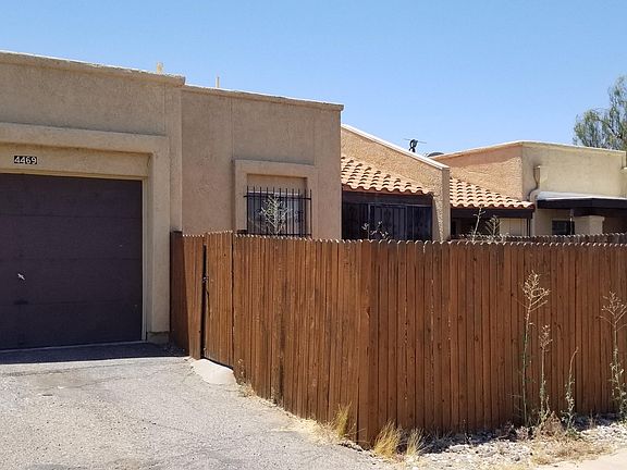 3rd image of 4469 W Pyracantha Dr