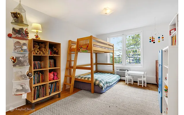 Sold by Douglas Elliman | media 8