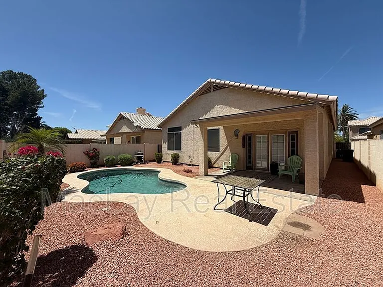5153 W Dublin Ln — Photo 3
