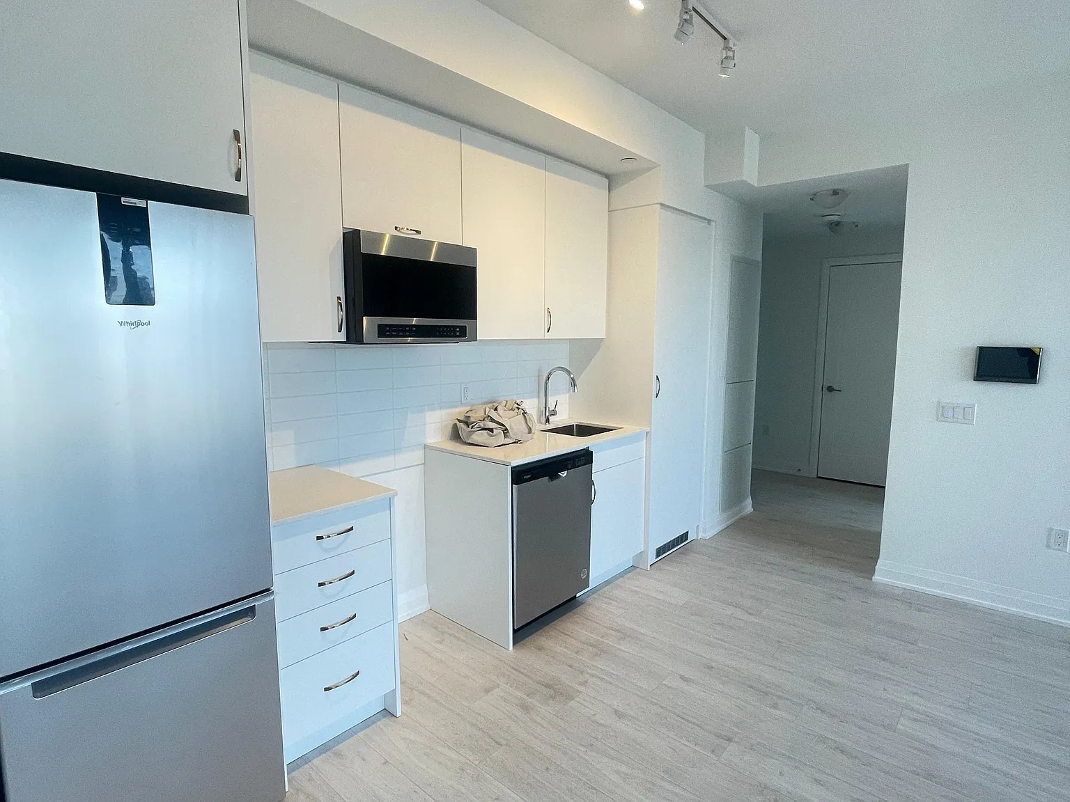 The Post Condos — Photo 4