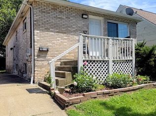 323 Bender Ave, Akron, OH 44312