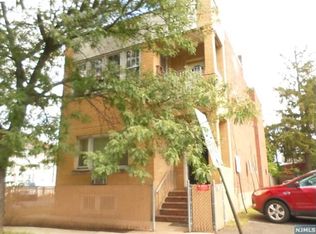 346 Main St, Lodi, NJ 07644