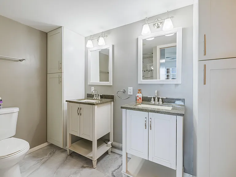 575 Oaks Ln #708 — Photo 17