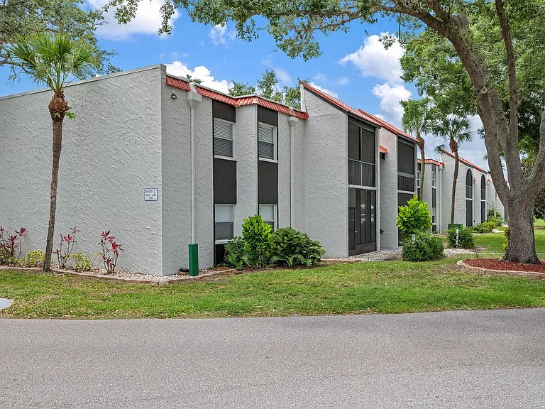 3201 S Beneva Rd #201 — Photo 21
