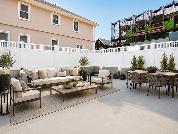 4th image of 3405 Farragut Rd #2L