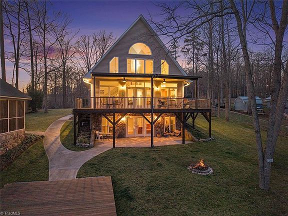 2nd image of 1901 Warf Rd