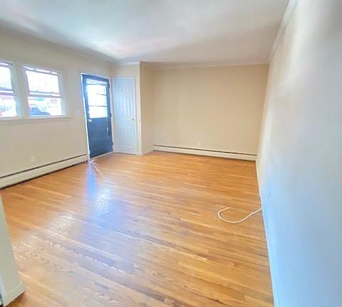 4th image of 1135 Walt Whitman Road # Fl 2nd