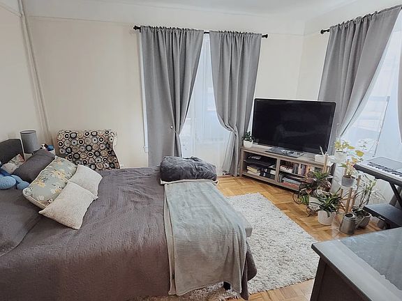 5th image of 8815 3rd Ave #B6