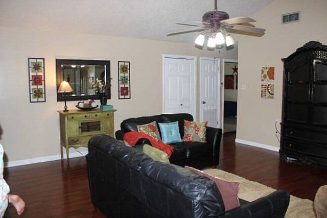 1st image of 1504 Coral Dr