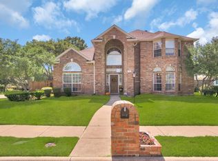 8418 Meadowview St, Rowlett, TX 75088