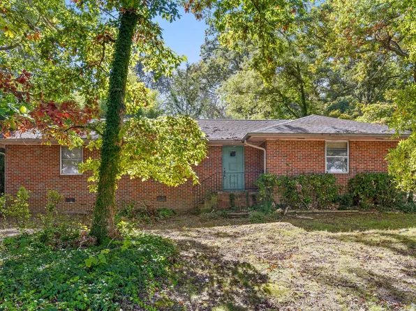 24 W State Line Rd, Rossville, GA 30741