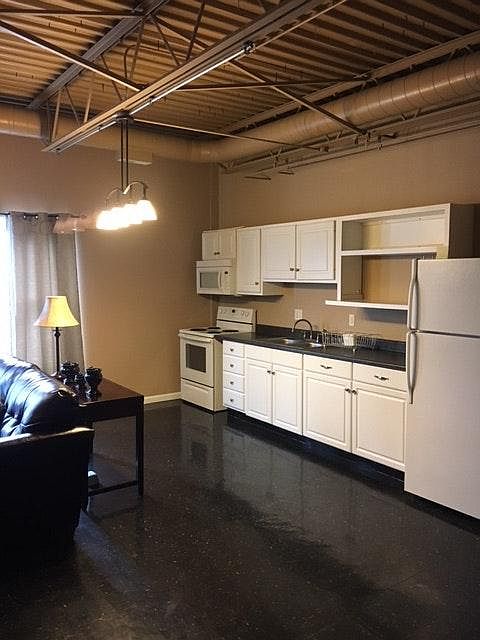 1st image of 621 Ohio St #Loft