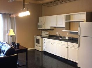 621 Ohio St #LOFT, Jefferson City, MO 65109