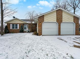 1107 Kimberly Ln, Middlebury, IN 46540