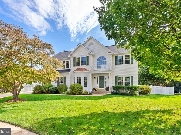 364 Equestrian Rd, Warrenton, VA 20186