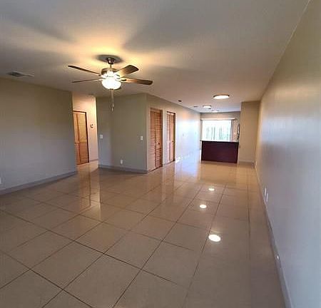 4th image of 4659 Orleans Ct APT C