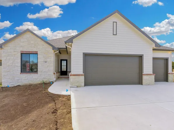 345 N Jackson Heights St, Wichita, KS 67206