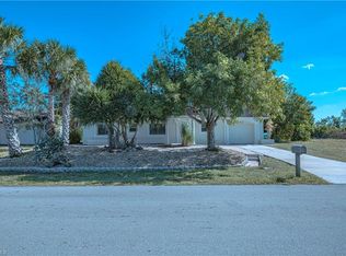 4417 SE 14th Ave, Cape Coral, FL 33904