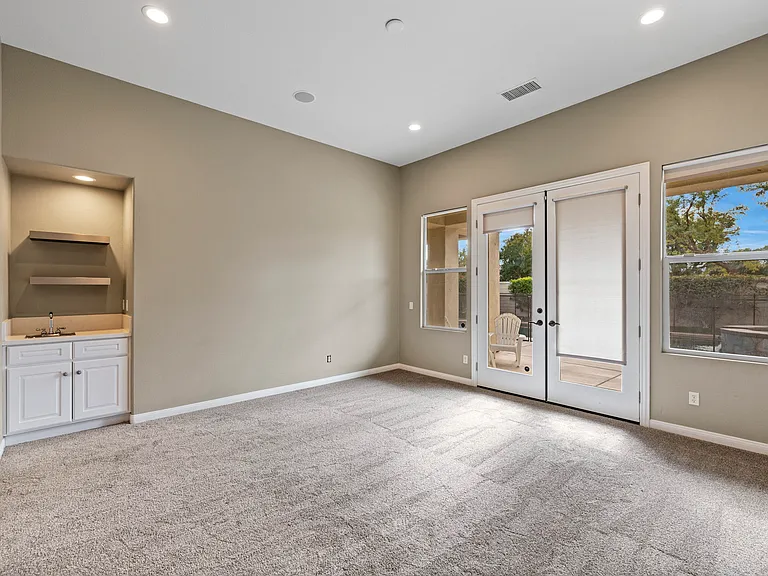 113 Azzuro Dr — Photo 13
