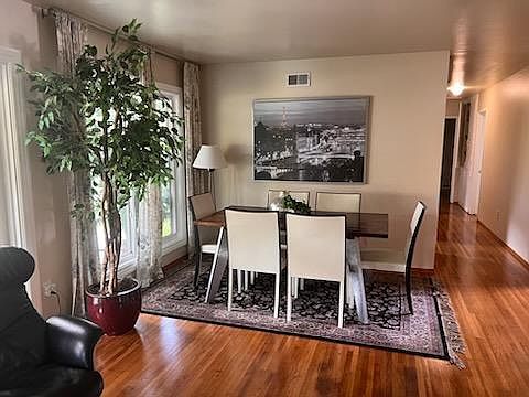 5th image of 921 Balboa Ave
