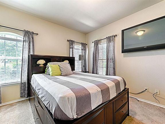 5th image of 2009 Cranberry Ct
