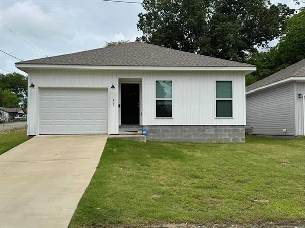 802 Schley Ave, Benton, AR