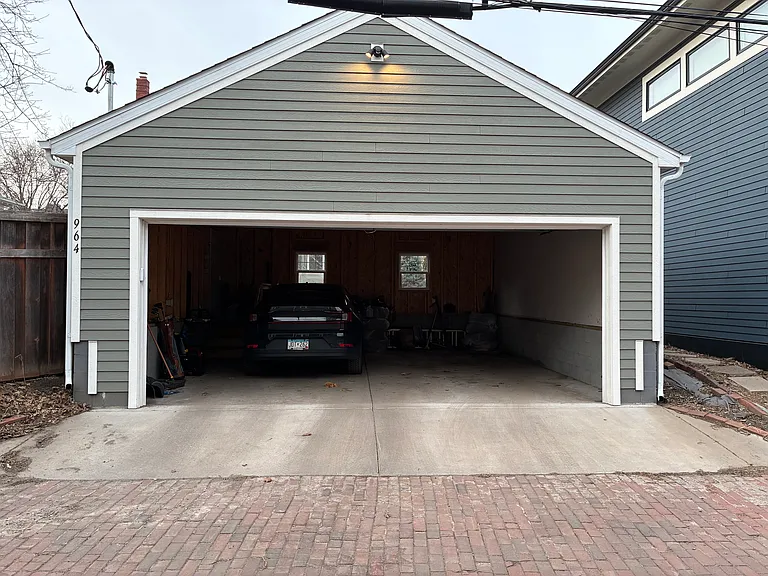 garage