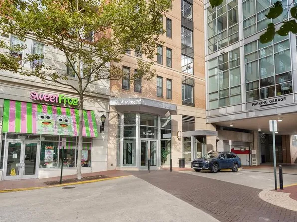 444 W Broad St Unit 229, Falls Church, VA 22046