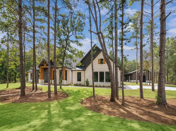 188 Red Hawk Rd, Huntsville, TX 77340