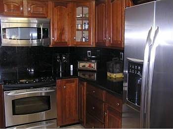 4th image of 210 Poinciana Island Dr