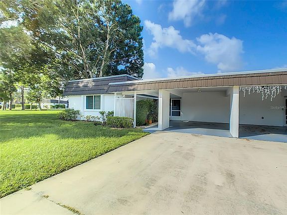 3rd image of 1301 Glen Oaks Dr E #129