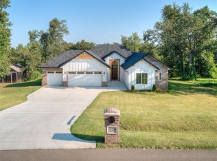 21229 SE 103rd St, Newalla, OK 74857