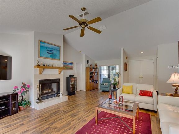 3rd image of 10412 Hunters Trail Ct