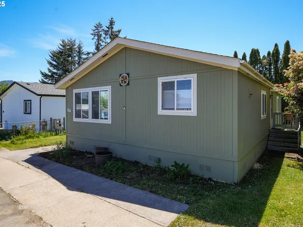 39098 Dexter Rd Space 8A, Dexter, OR 97431