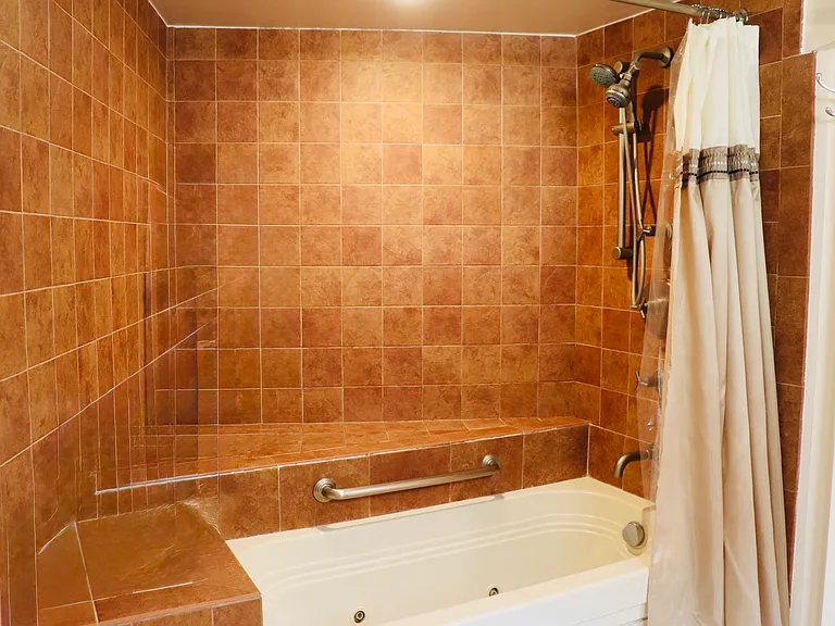 10211 McKenney Ave #B — Photo 9