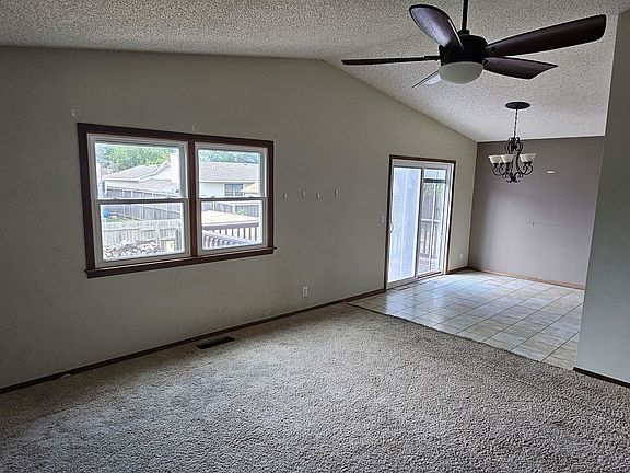 3rd image of 8604 E Wassall St