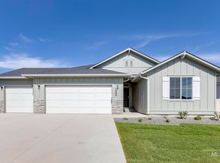 3894 E Jamestown Dr, Nampa, ID 83686