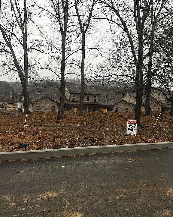 2nd image of 3109 Parkstone Cv Lot 26