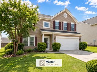 74 Madeline Cir, Taylors, SC 29687