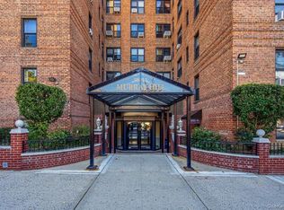 3815 149th Street #4L, Flushing, NY 11354